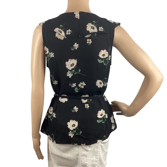 Lulus Build Me Up Buttercup Black Floral Print Wrap Top Size S - Picture 5 of 7